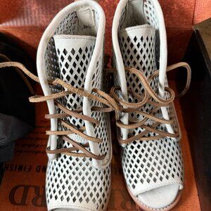 Freebird Benni Boots